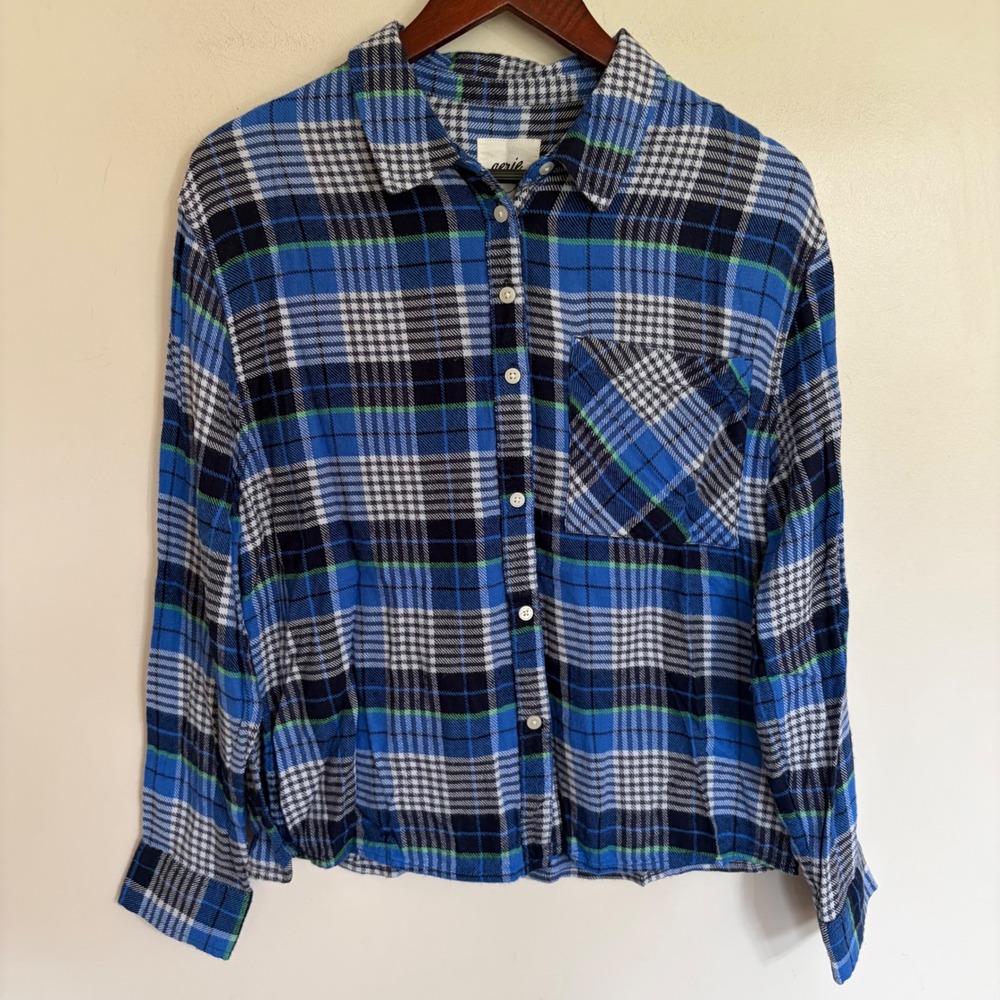 Aerie Blue Plaid Flannel Button Down Shirt Long Sleeve Small Boxy Fit